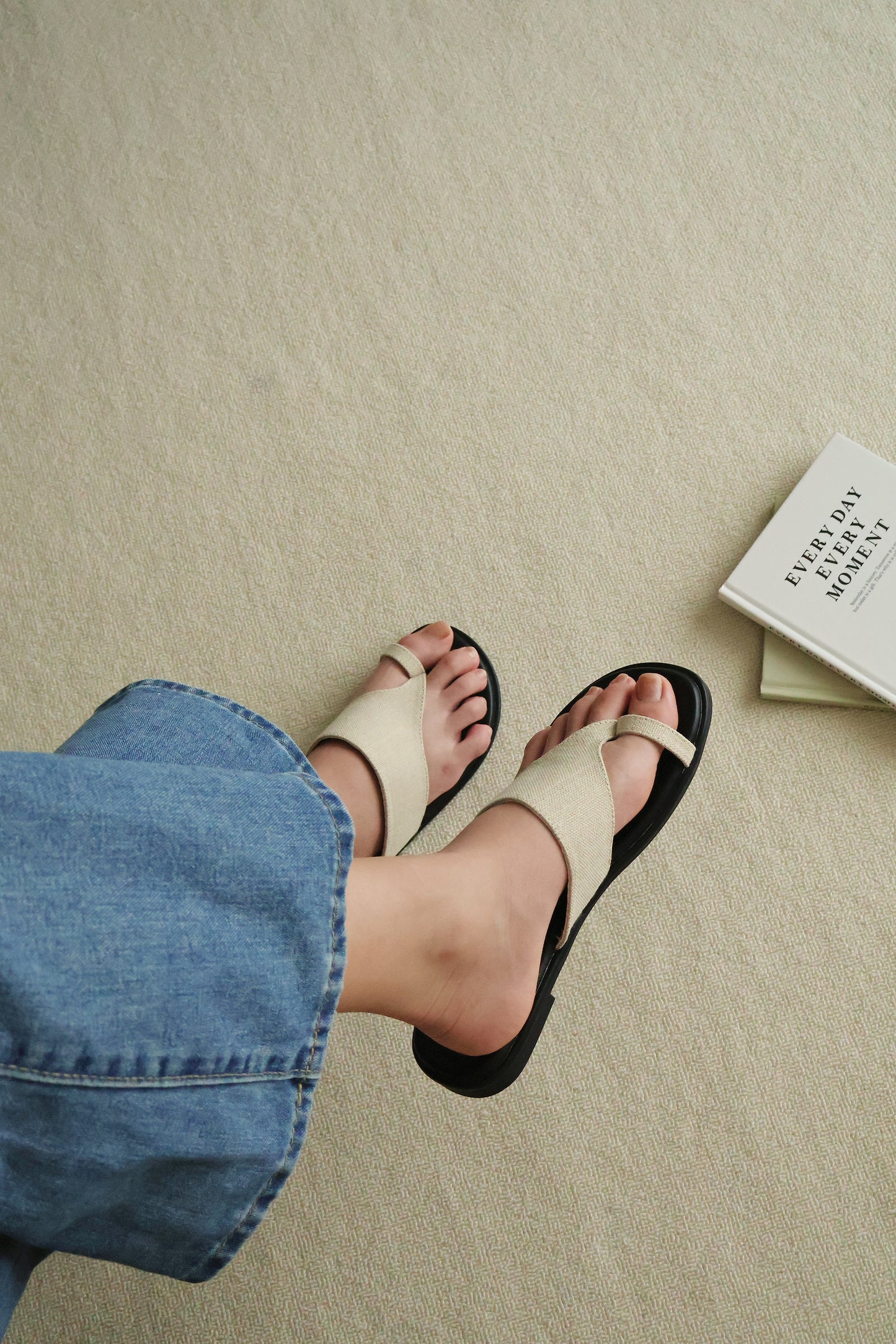 Ashton Ringtoe Sandals (Black)