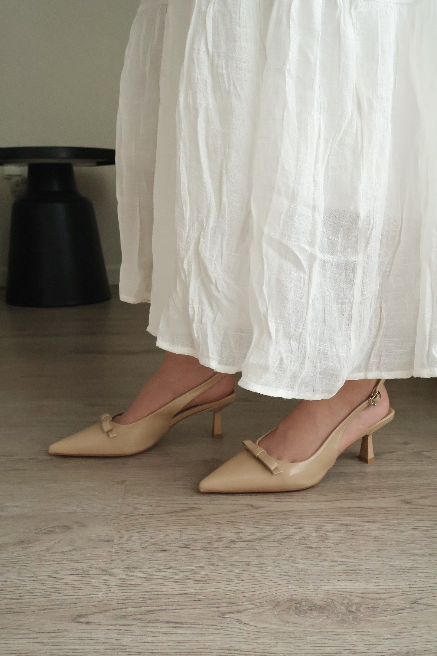 Eleanor Bow Slingback Pointed Heels (Khaki)