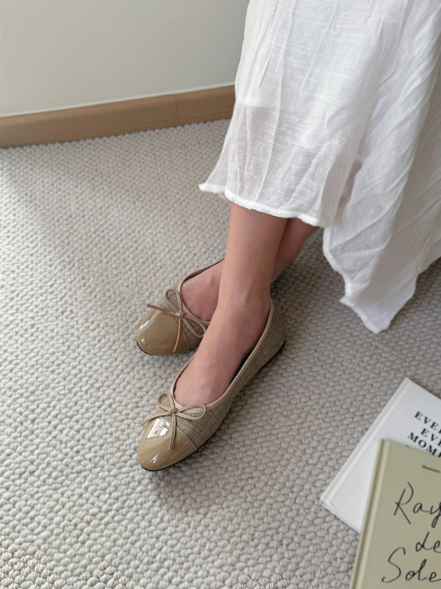 Jaclyn Tweed Ballet Flats (Khaki)