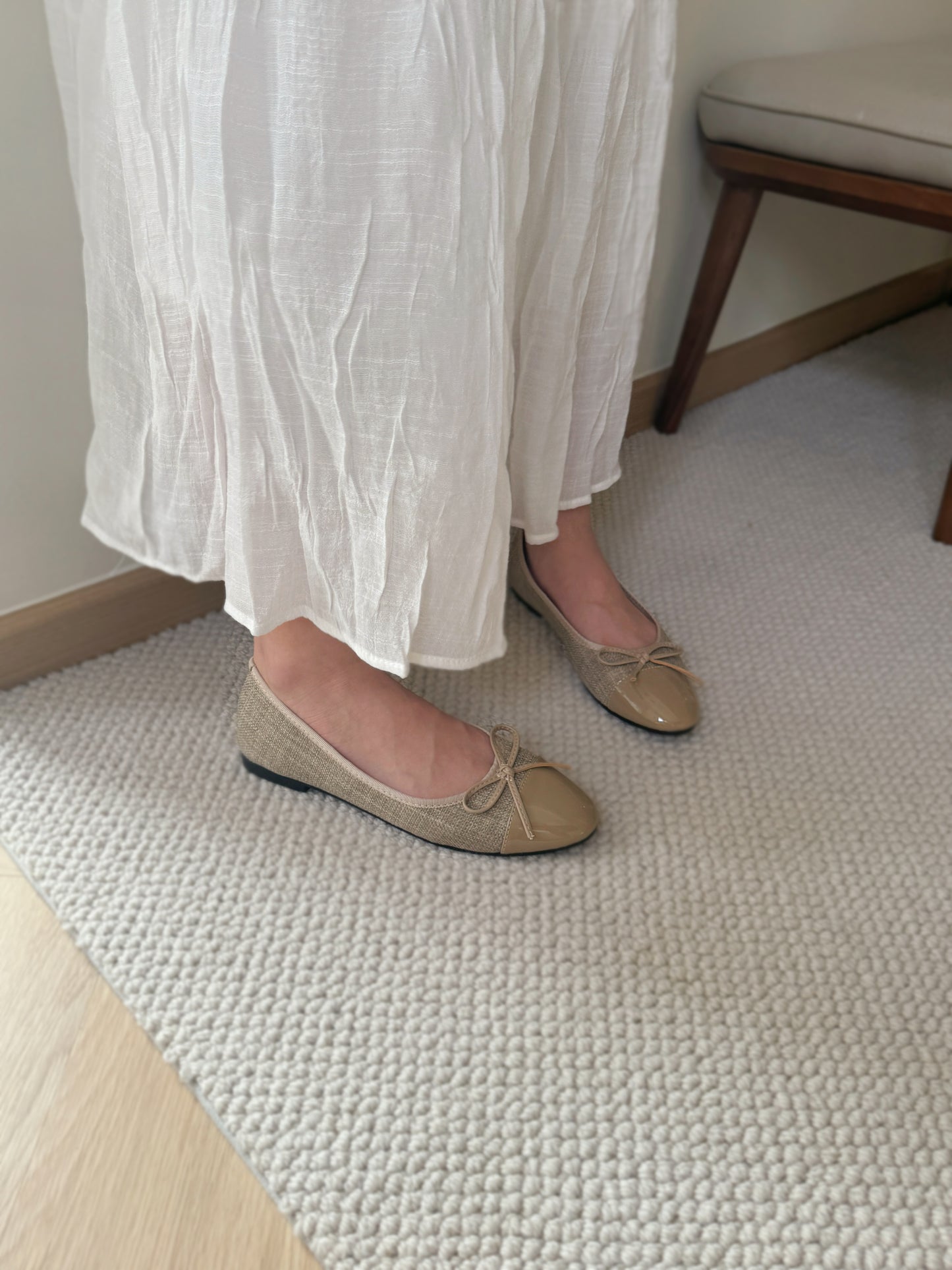 Jaclyn Tweed Ballet Flats (Khaki)