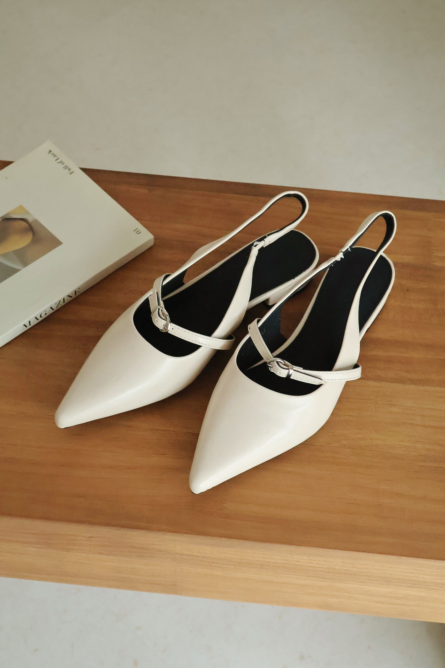 Liza Pointed Slingback Flats (Cream White)