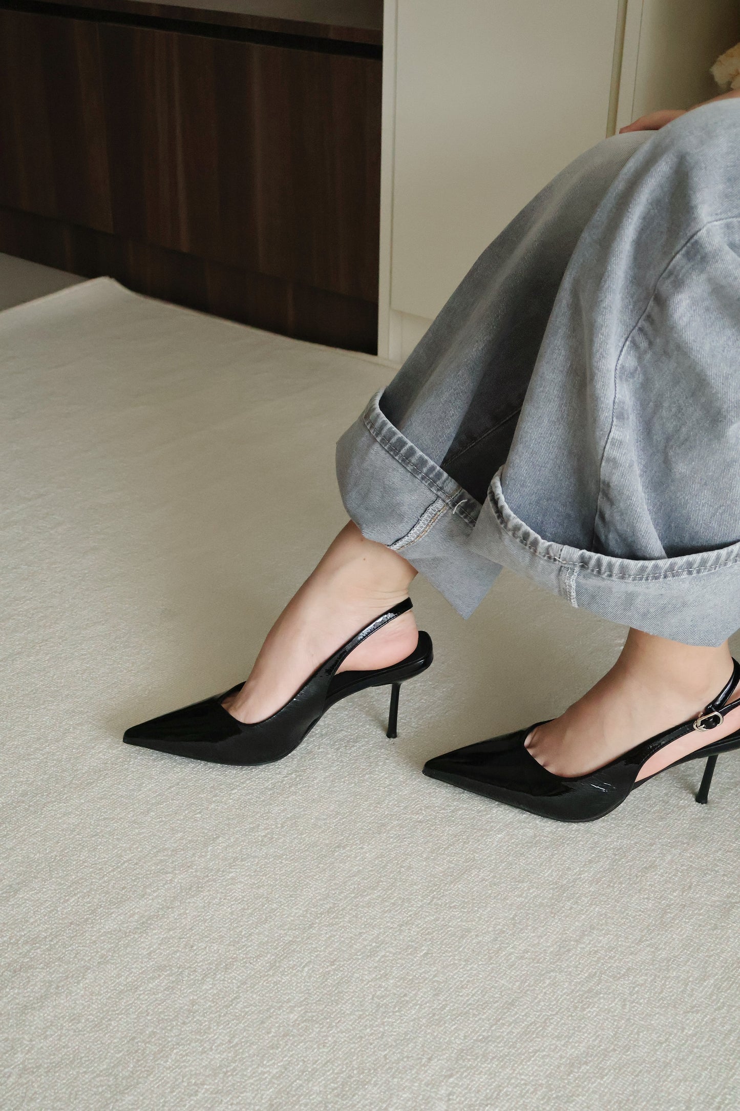 Aurelia Pointed Slingback Heels (Black)