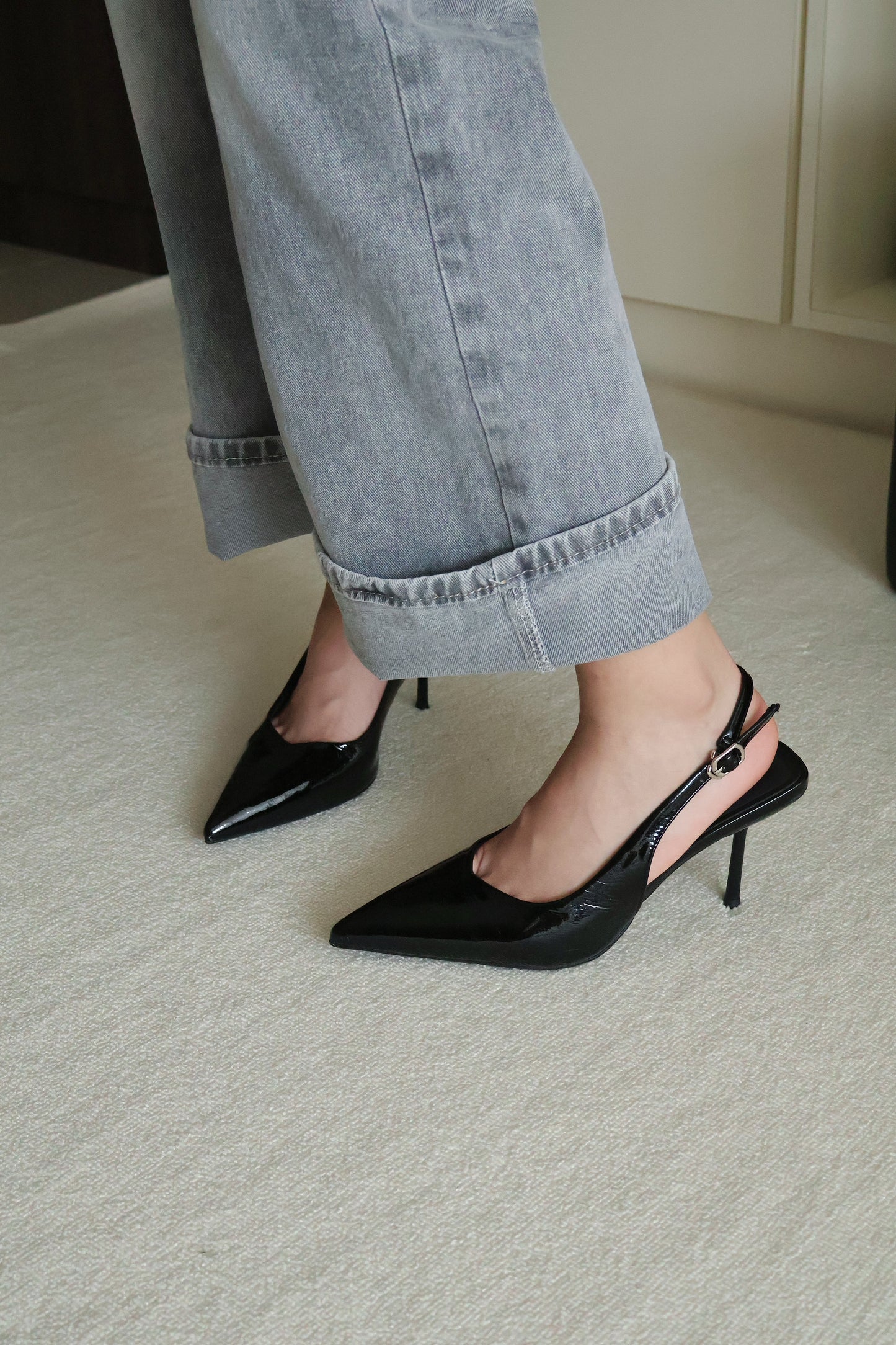 Aurelia Pointed Slingback Heels (Black)