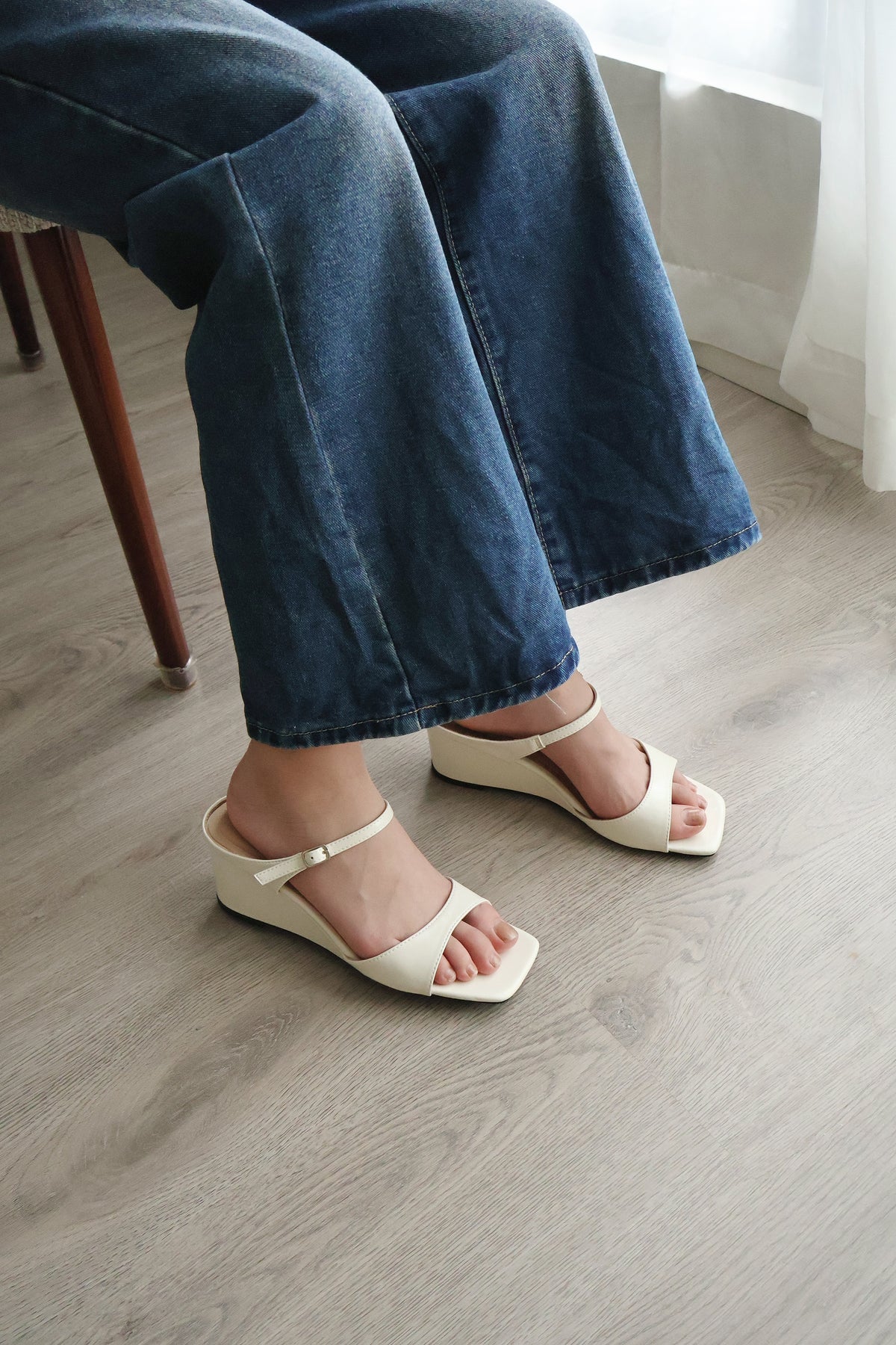 Asther Slip On Wedges (Cream White)
