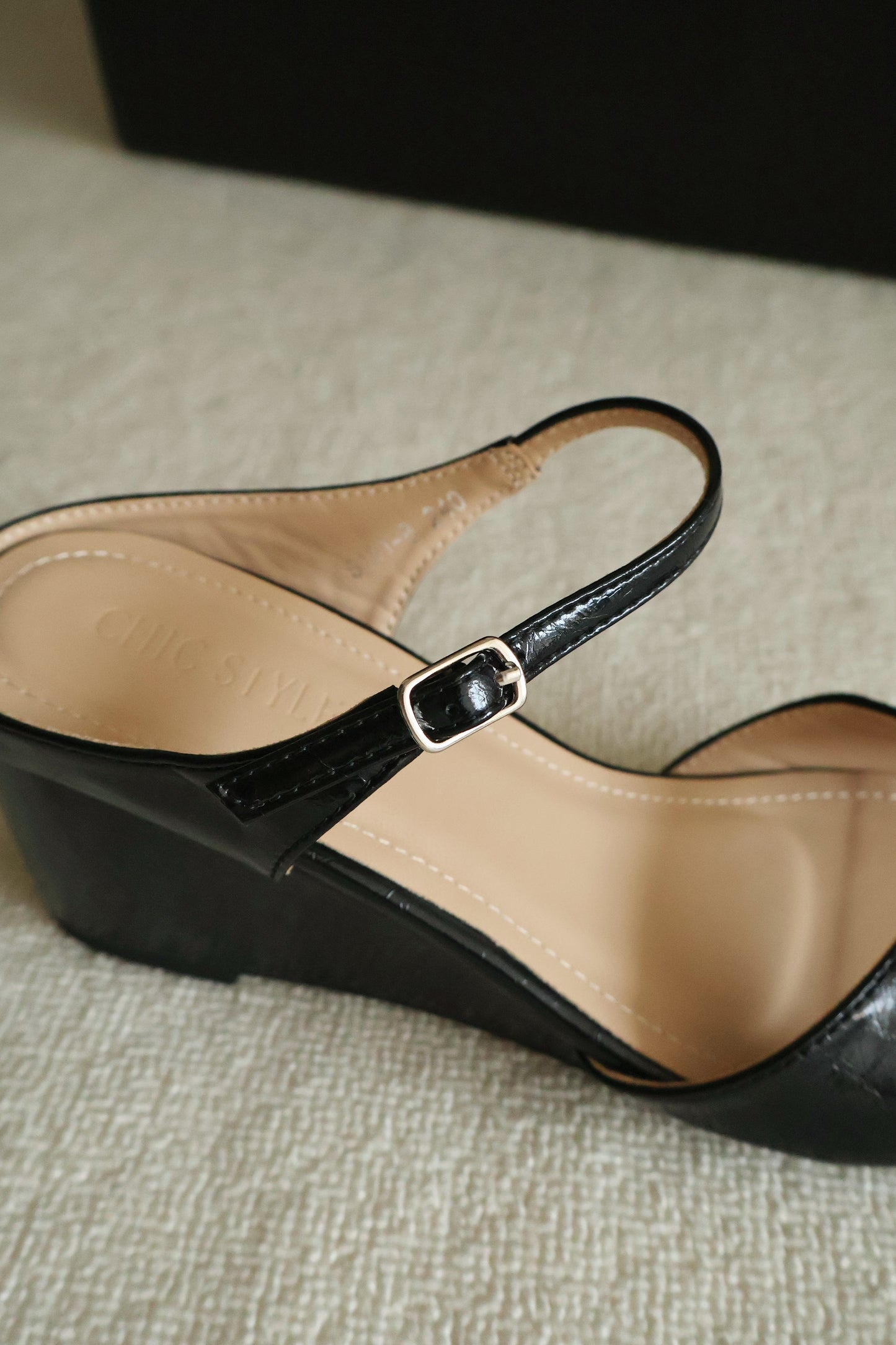 Asther Slip On Wedges (Black)