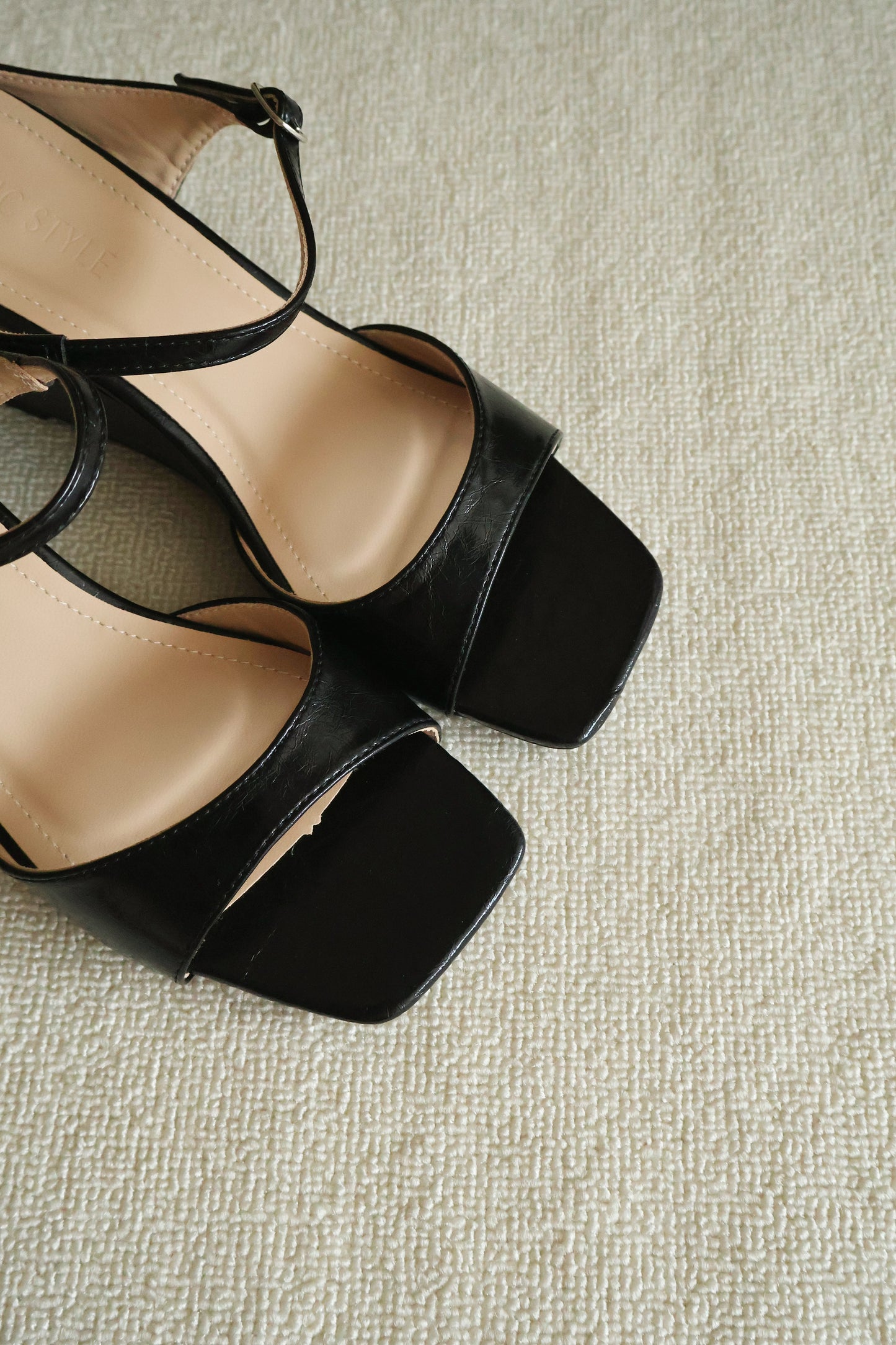 Asther Slip On Wedges (Black)