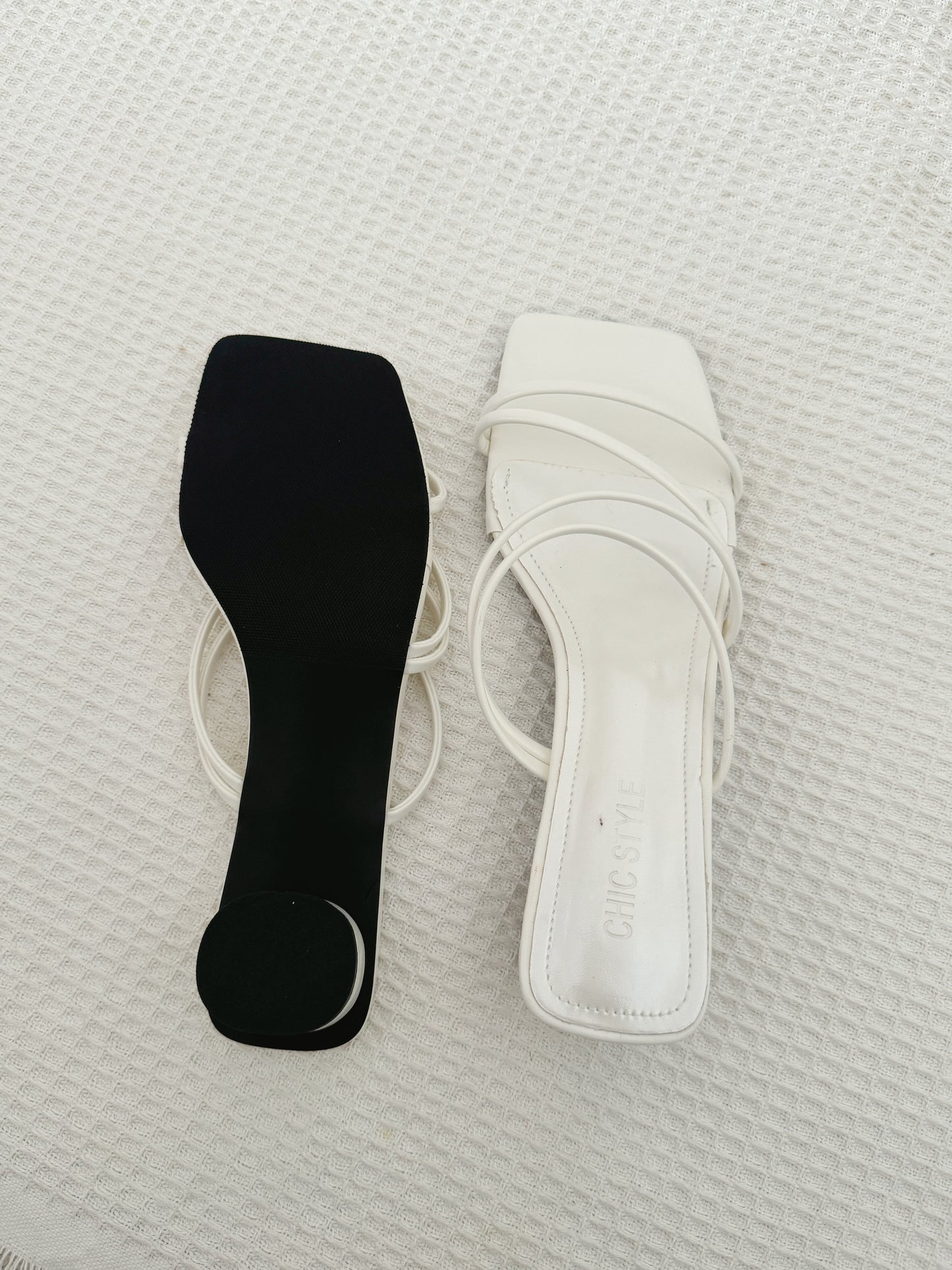 [Minor Defect] Size 38 Elvie Strappy Heels in White