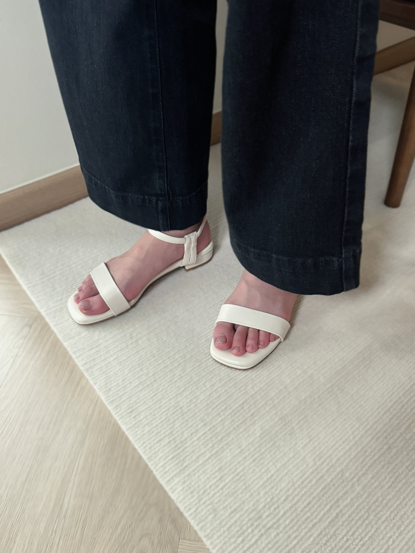 Tavia Slide Slingback Sandals (Cream White)