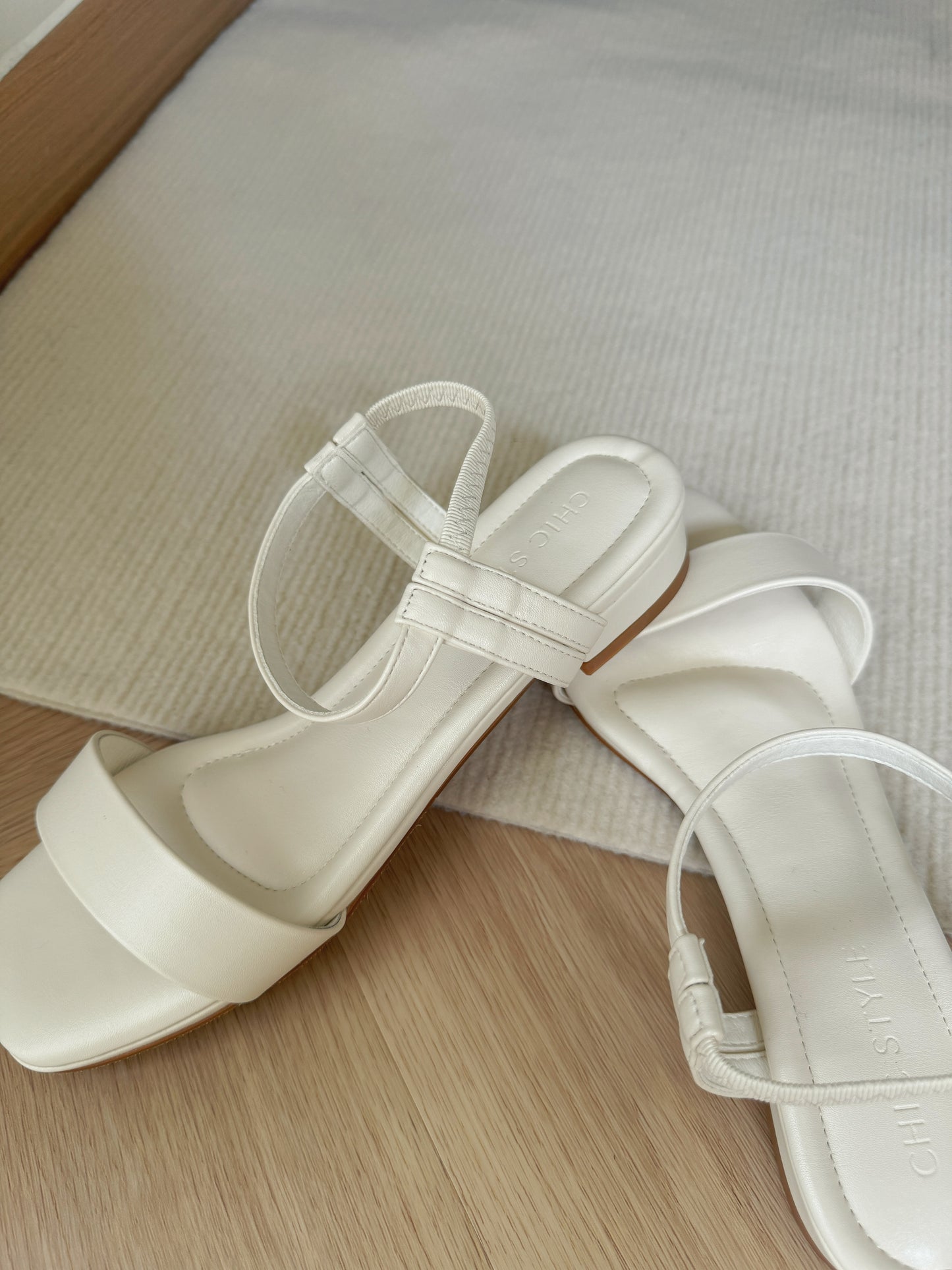 Tavia Slide Slingback Sandals (Cream White)