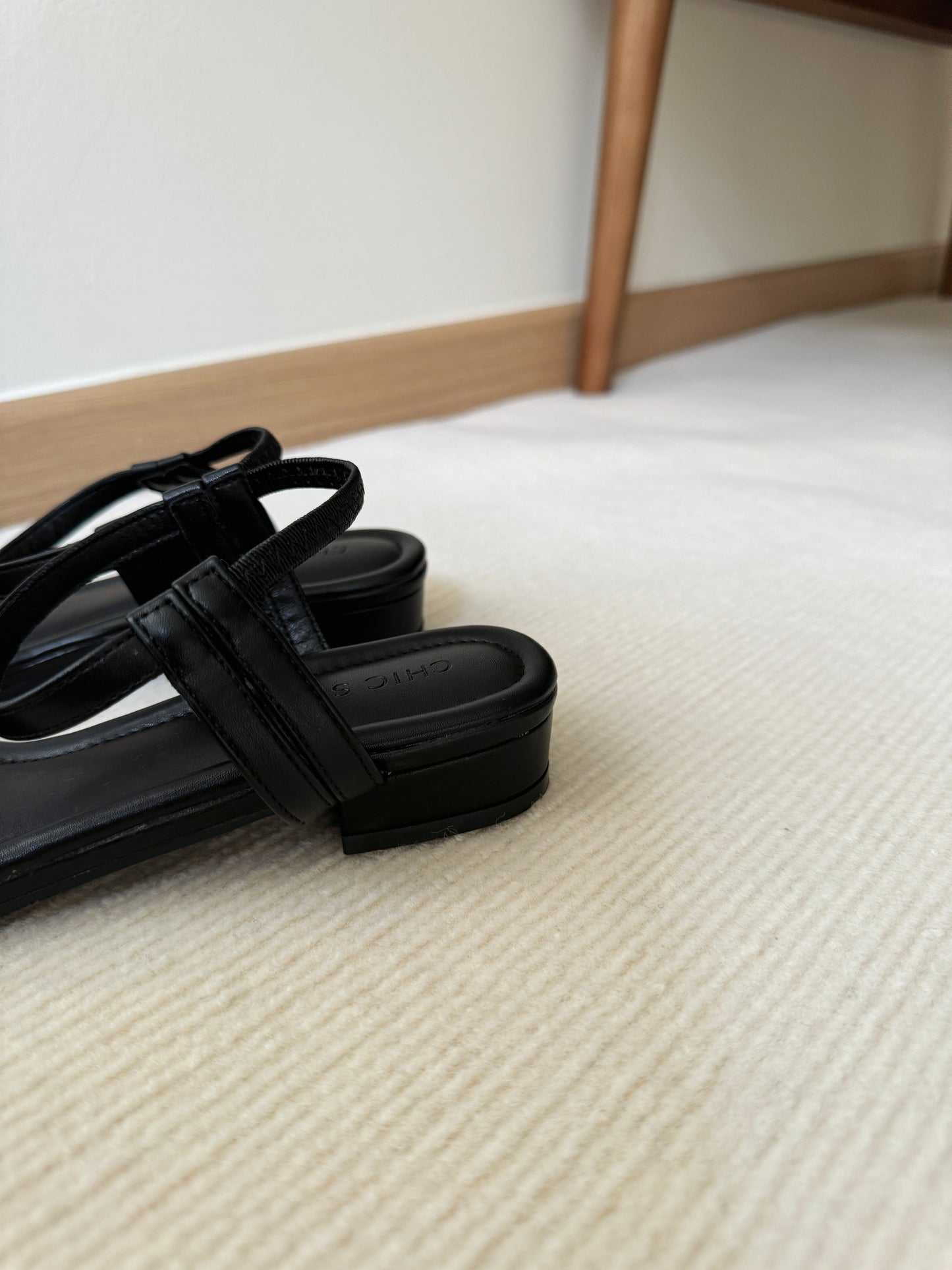 Tavia Slide Slingback Sandals (Black)