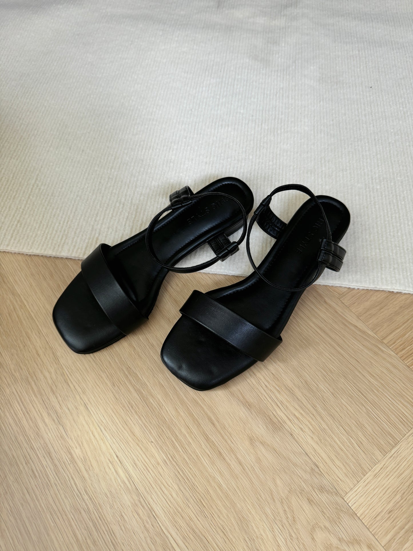 Tavia Slide Slingback Sandals (Black)