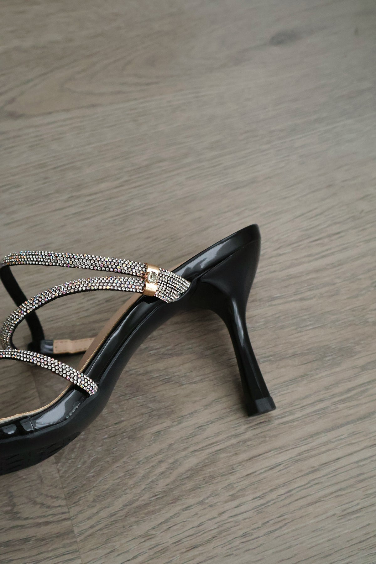 Klarra Rhinestone Strappy High Heels (Black)