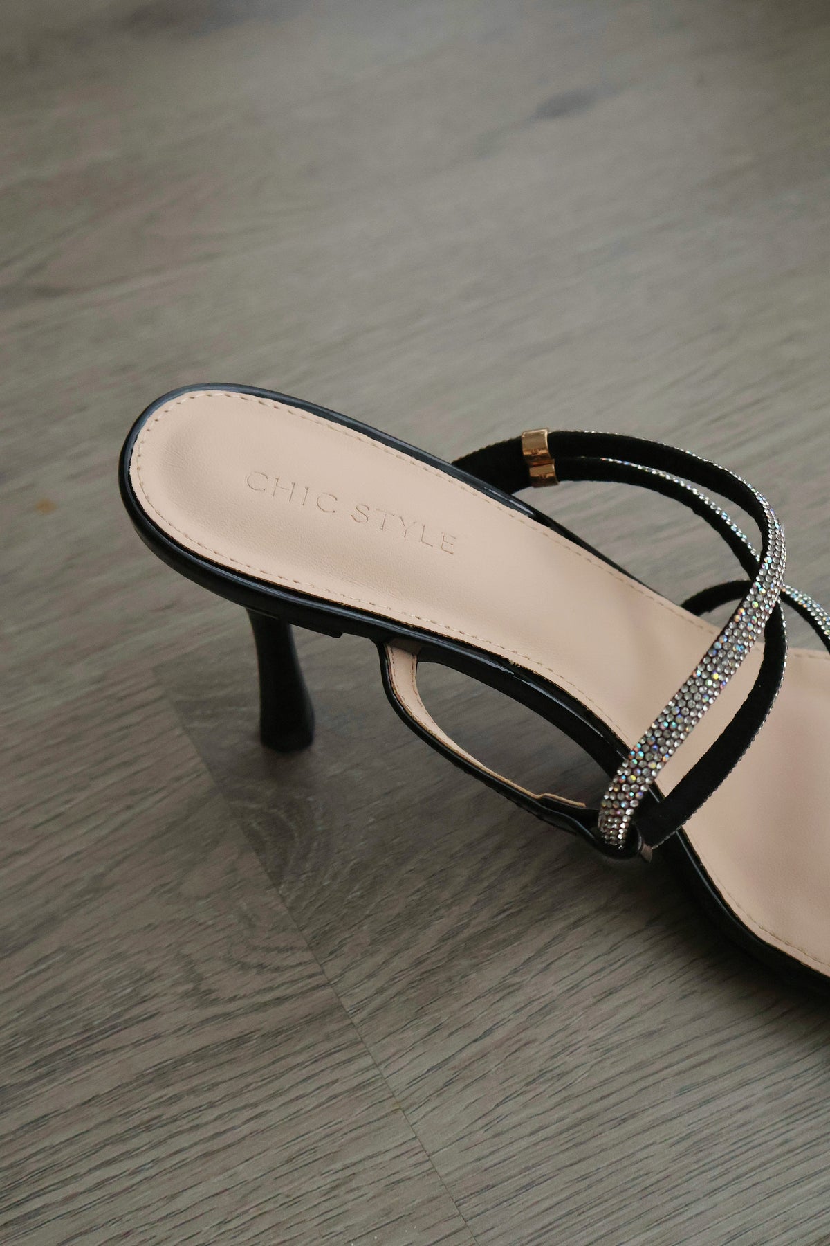 Klarra Rhinestone Strappy High Heels (Black)