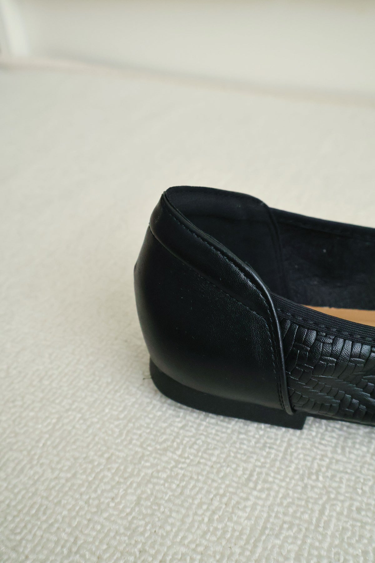 Zeva Soft Ballet Flats (Black)