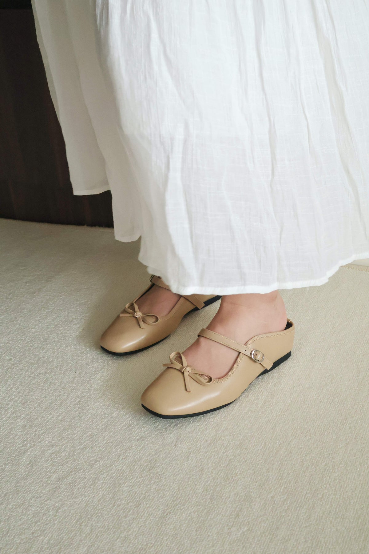 Makayla Bow Slip On Mules (Khaki)