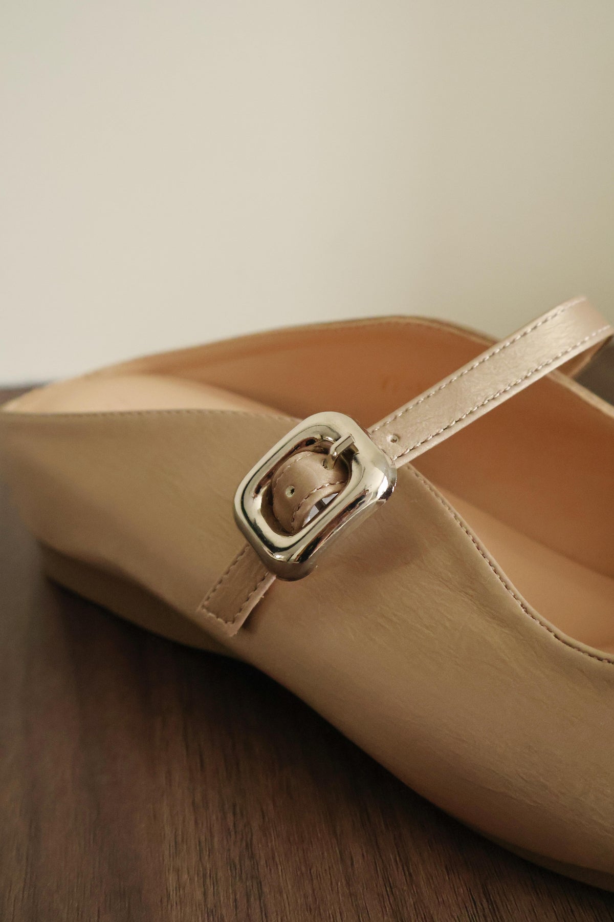 Jayne Slip On Mule (Khaki)