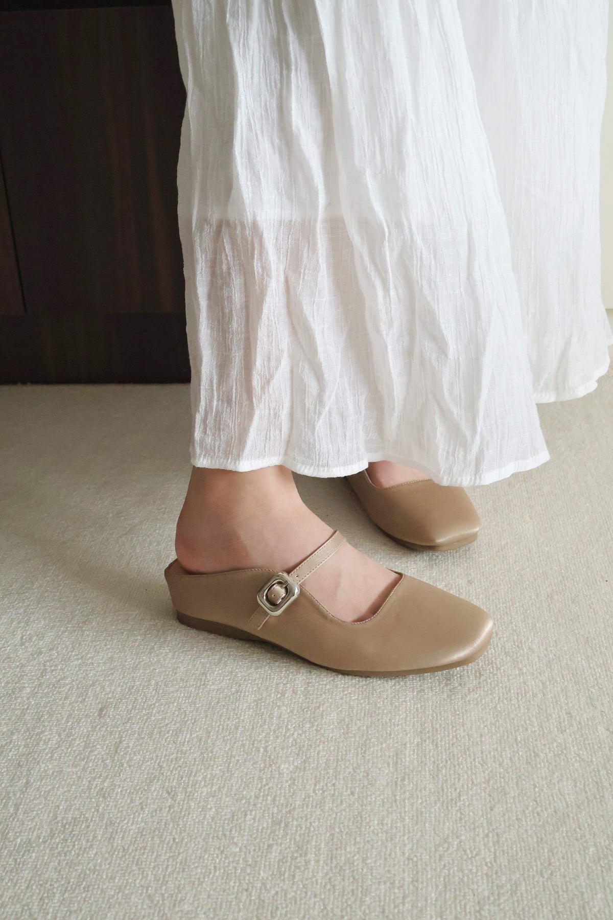 Jayne Slip On Mule (Khaki)