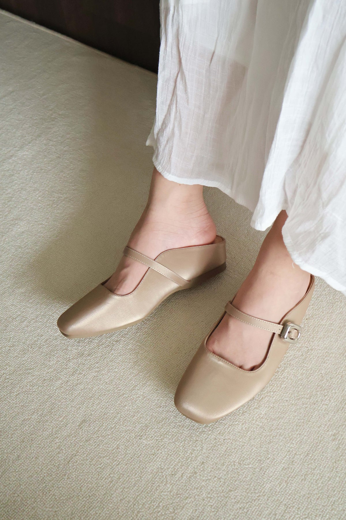 Jayne Slip On Mule (Khaki)