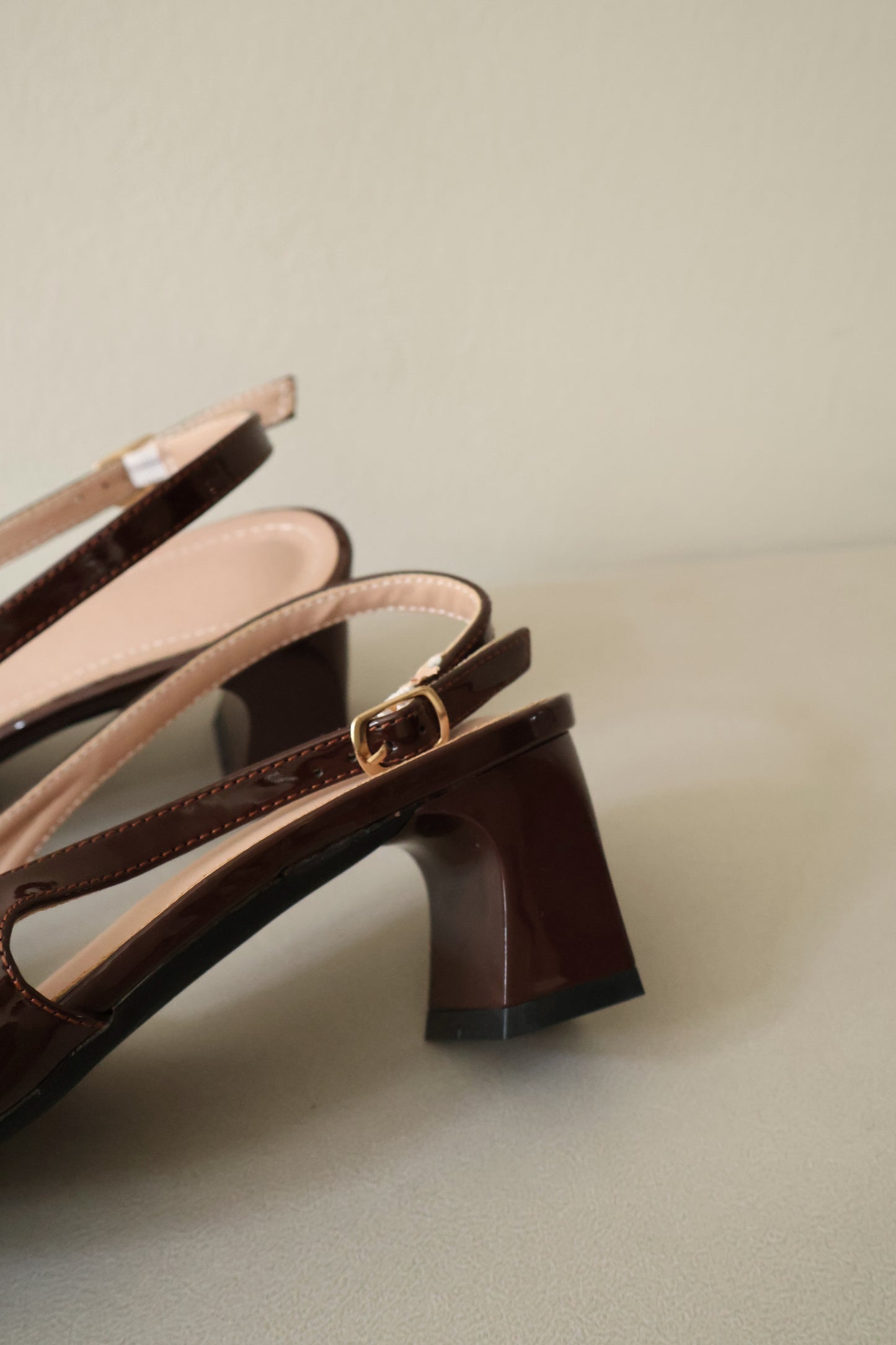 Veyna Slingback Heels Pump (Coffee)