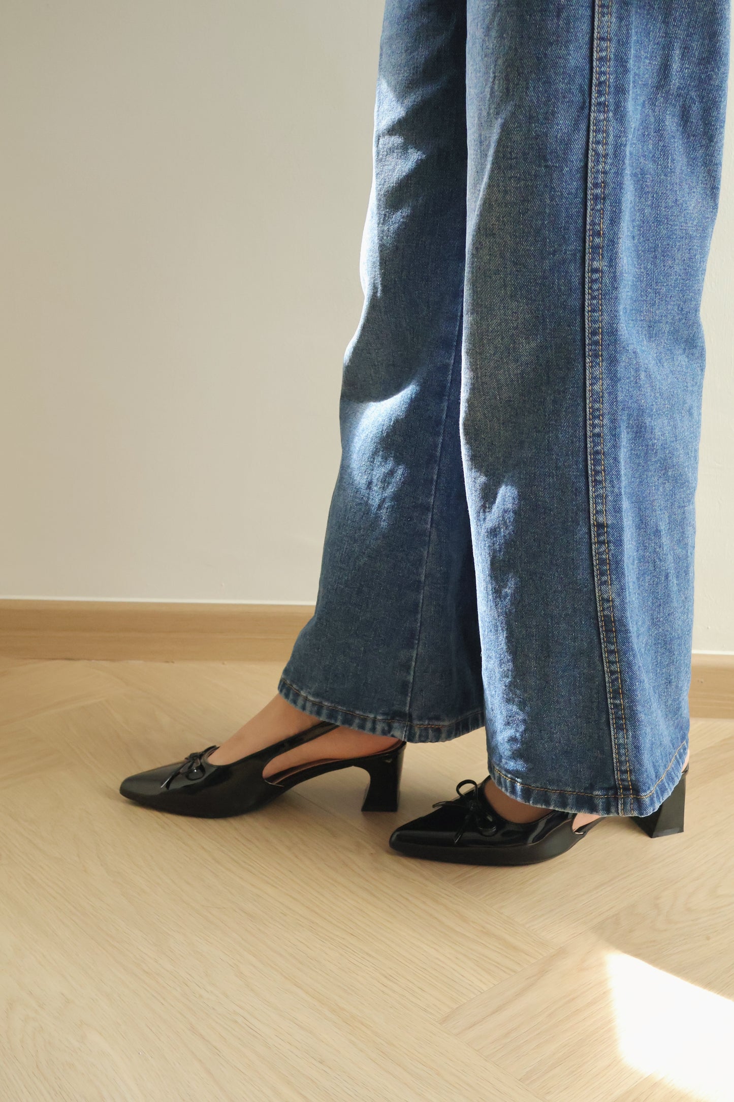 Veyna Slingback Heels Pump (Black)