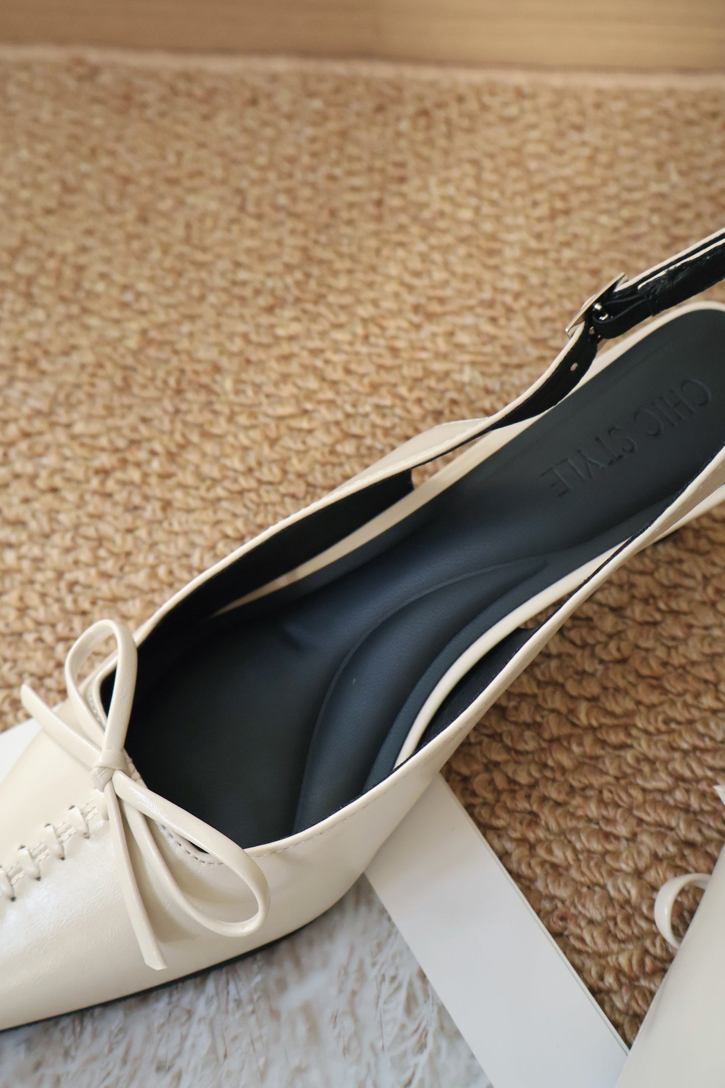 Elyn Stitchy Bow Heels (Cream White)