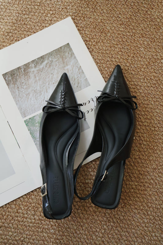 Elyn Stitchy Bow Heels (Black)