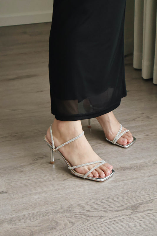 Klarra Rhinestone Strappy High Heels (Silver)