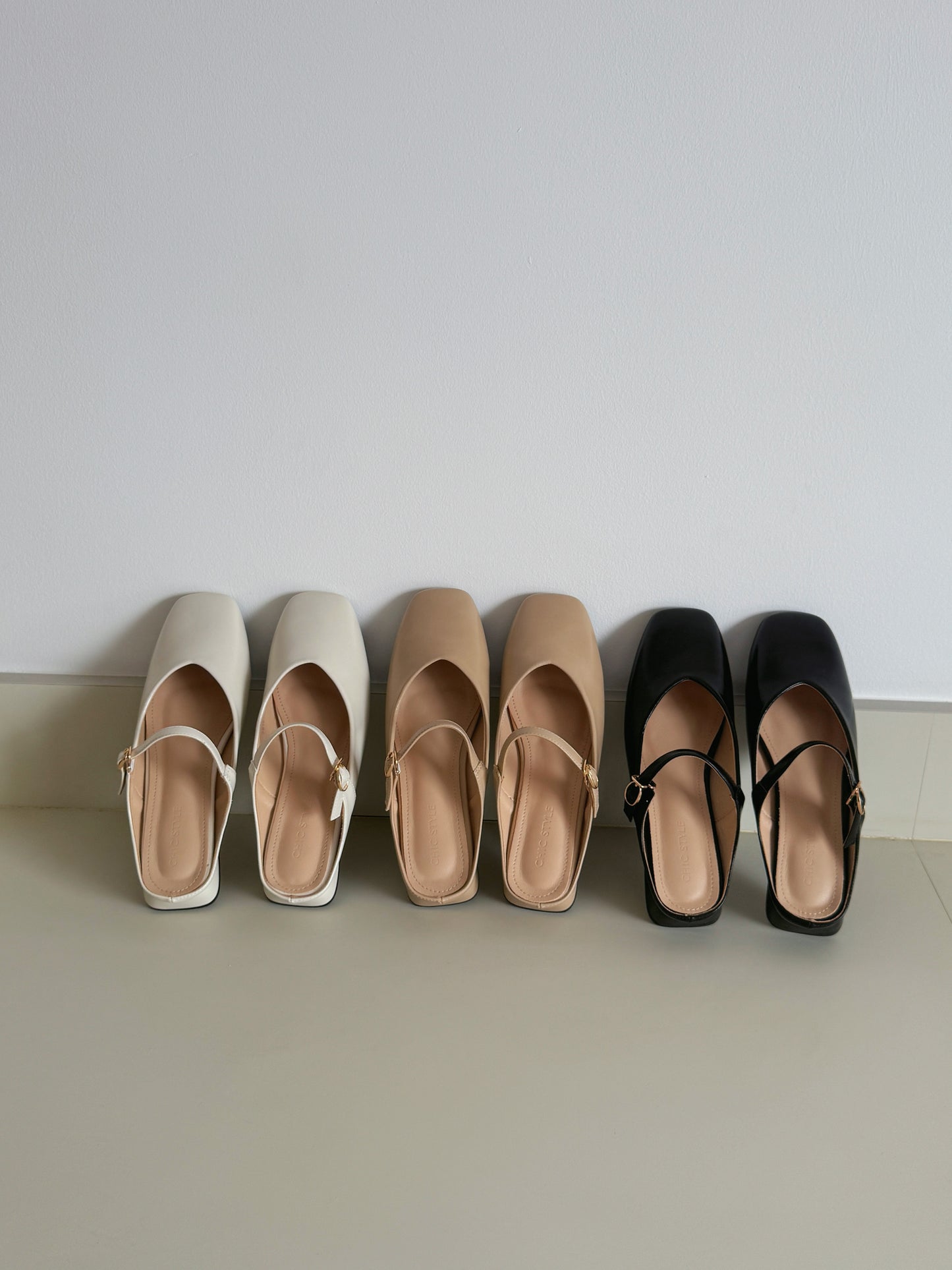 Shanell Slip On Mules (Khaki)