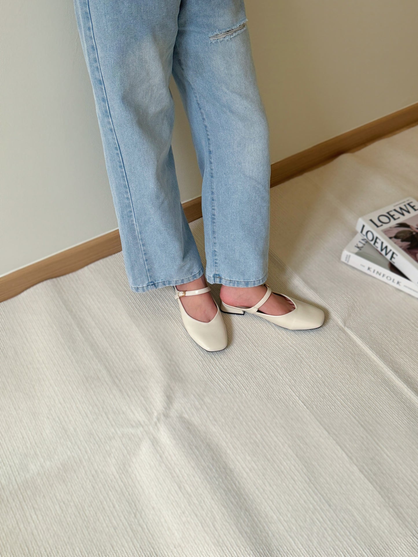 Shanell Slip On Mules (Cream White)