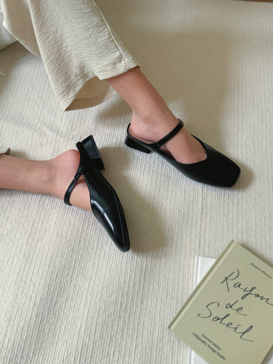 Shanell Slip On Mules (Black)