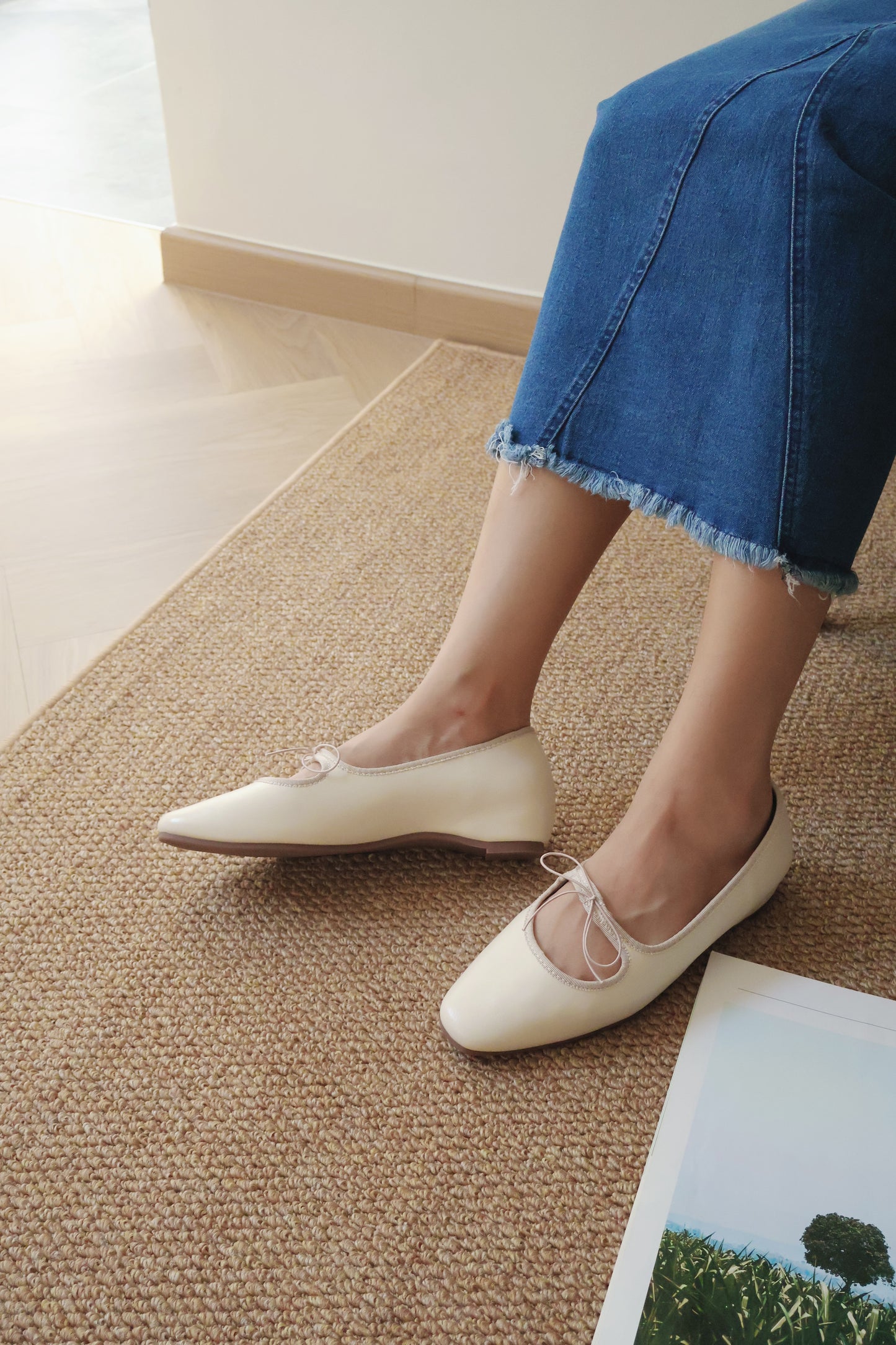 Bernice Mary Janes Flats (Cream White / 40 41)