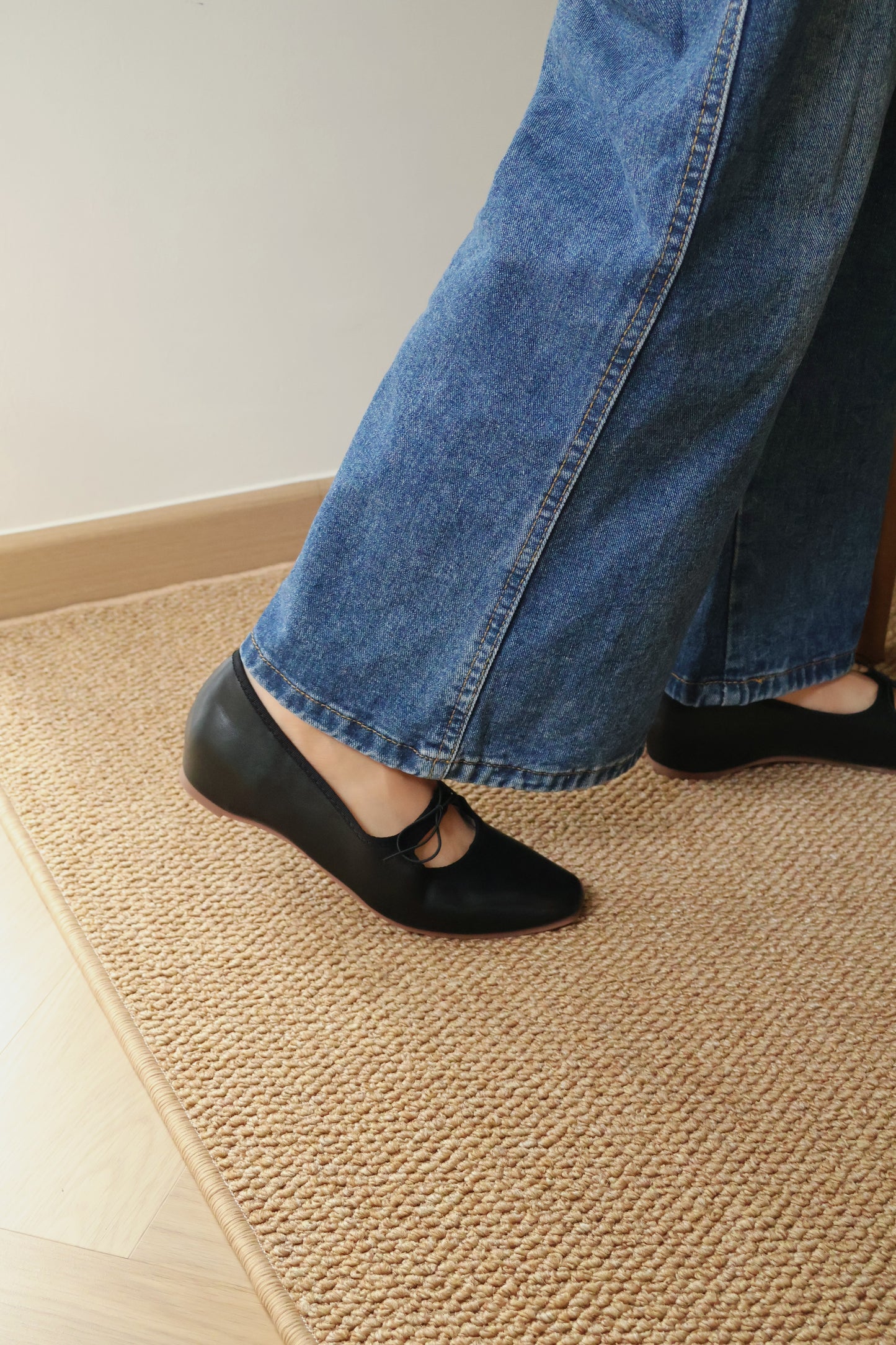 Bernice Mary Janes Flats (Black)