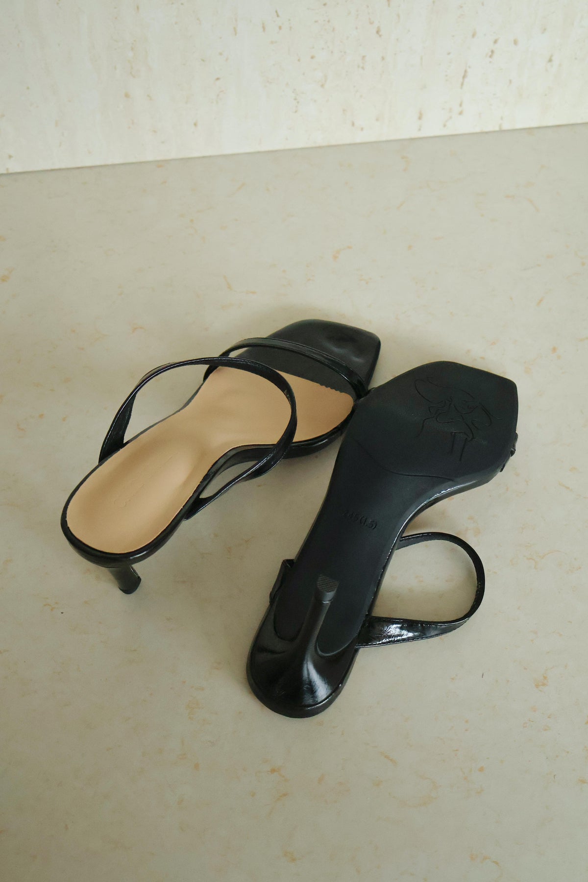 [Minor Defect] Size 39 Rachel Heels