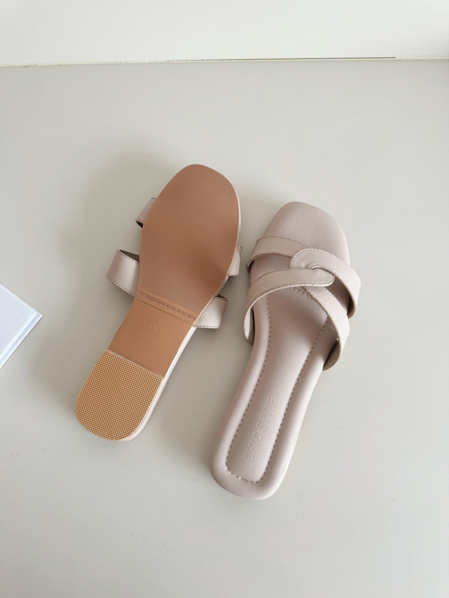 Francine Interlocking Comfy Sandals (Nude)