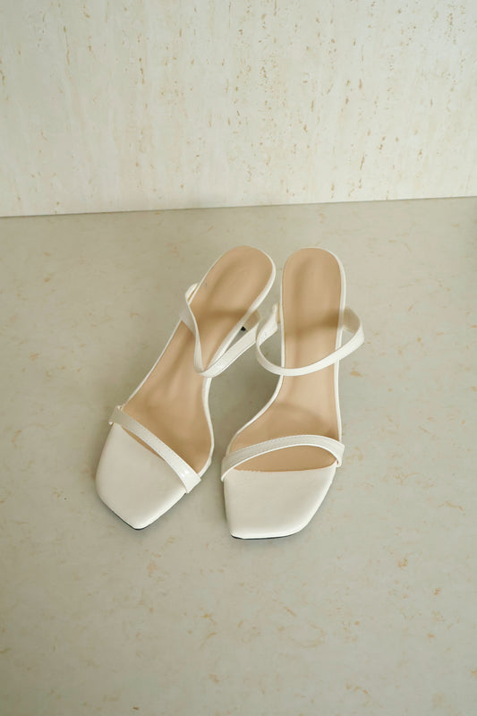[Minor Defect] Size 39 Rachel Heels