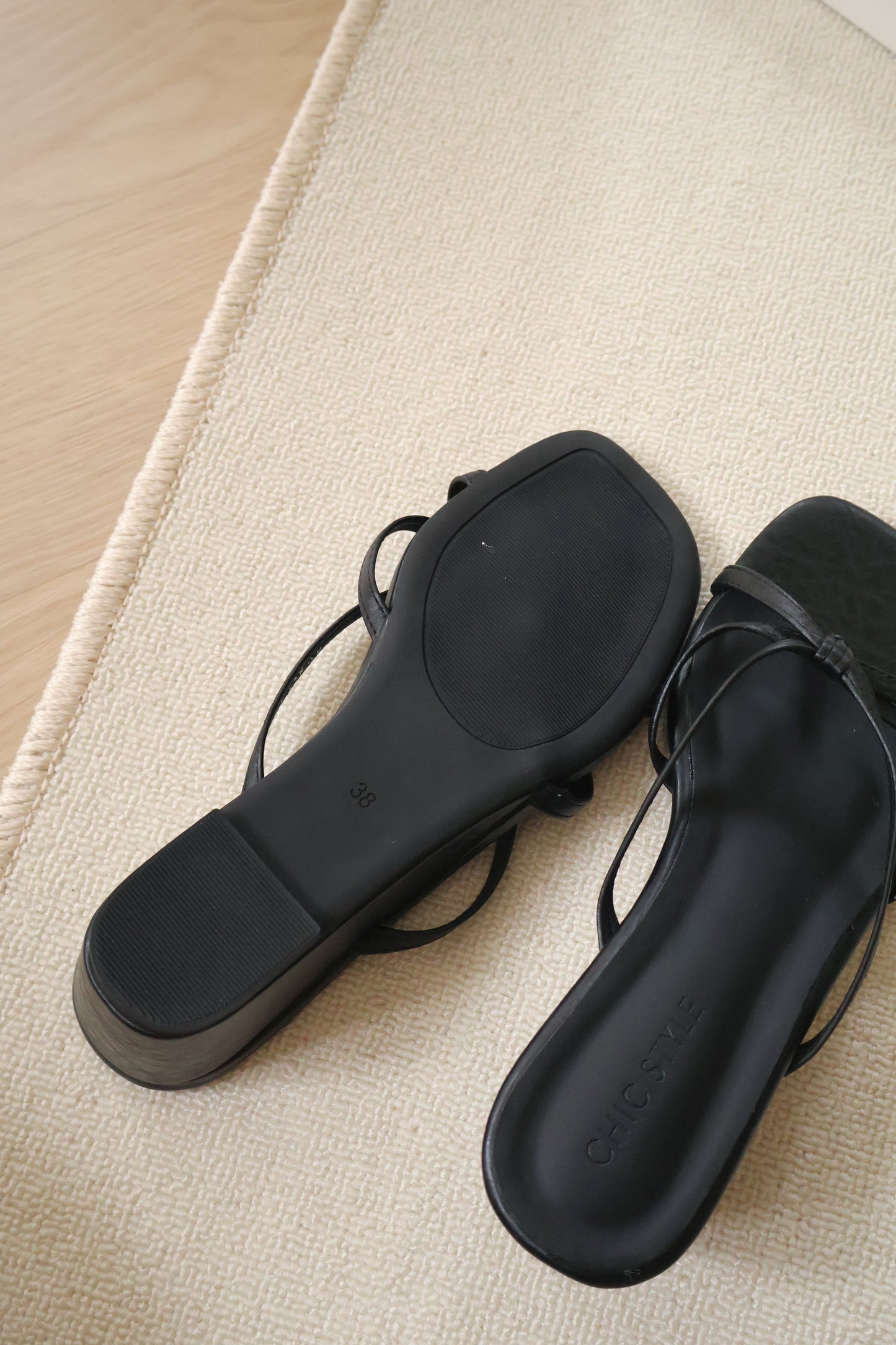 Orin Strappy Soft Wedges (Black / 35)