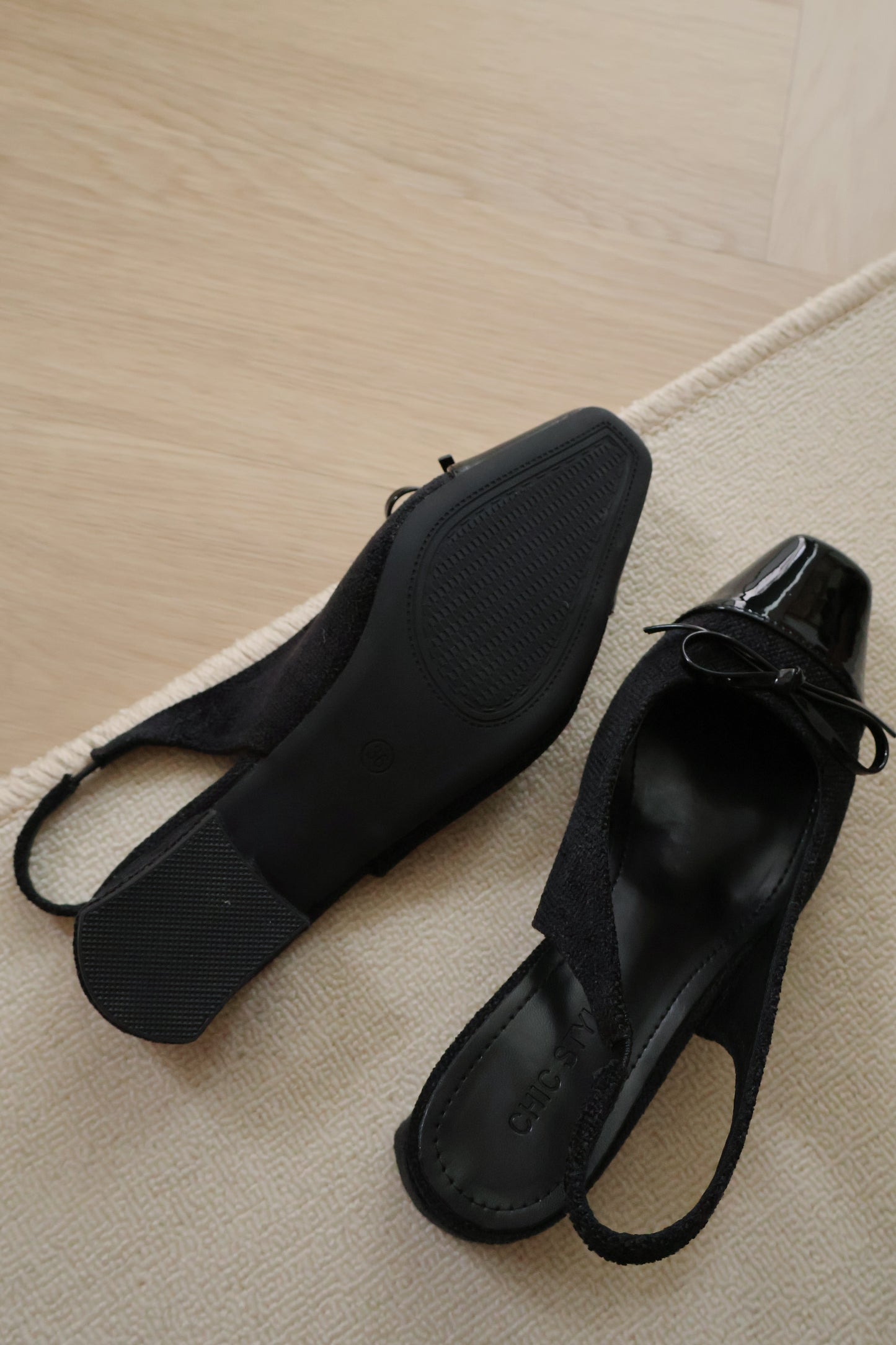 Elleria Bow Tweed Heels (Black)