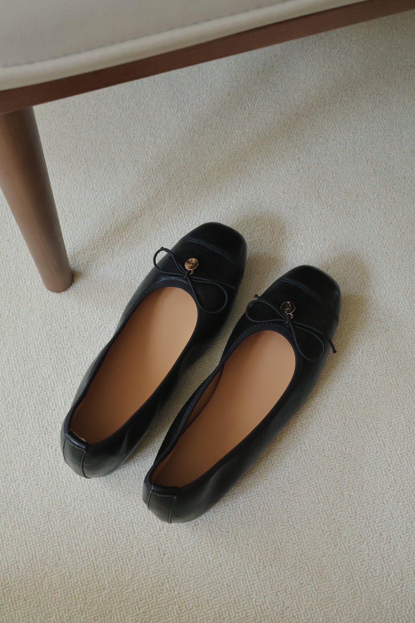 Jaycee Soft Ballet Flats (Black)
