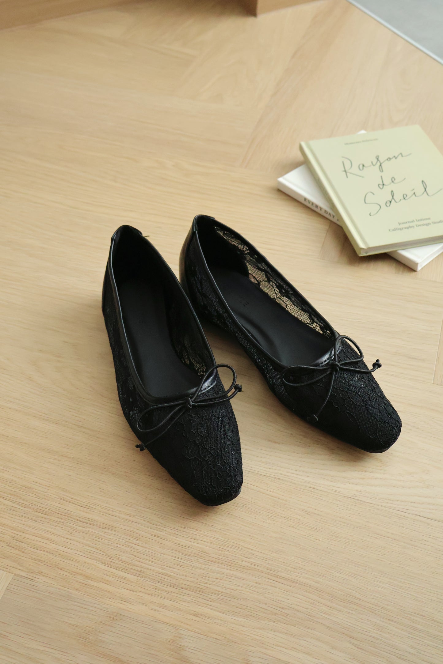 Kendra Lace Fairy Flats (Black / 37 41)