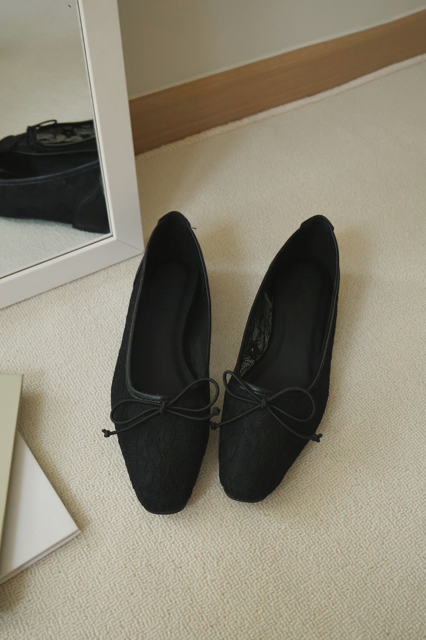 Kendra Lace Fairy Flats (Black / 37 41)