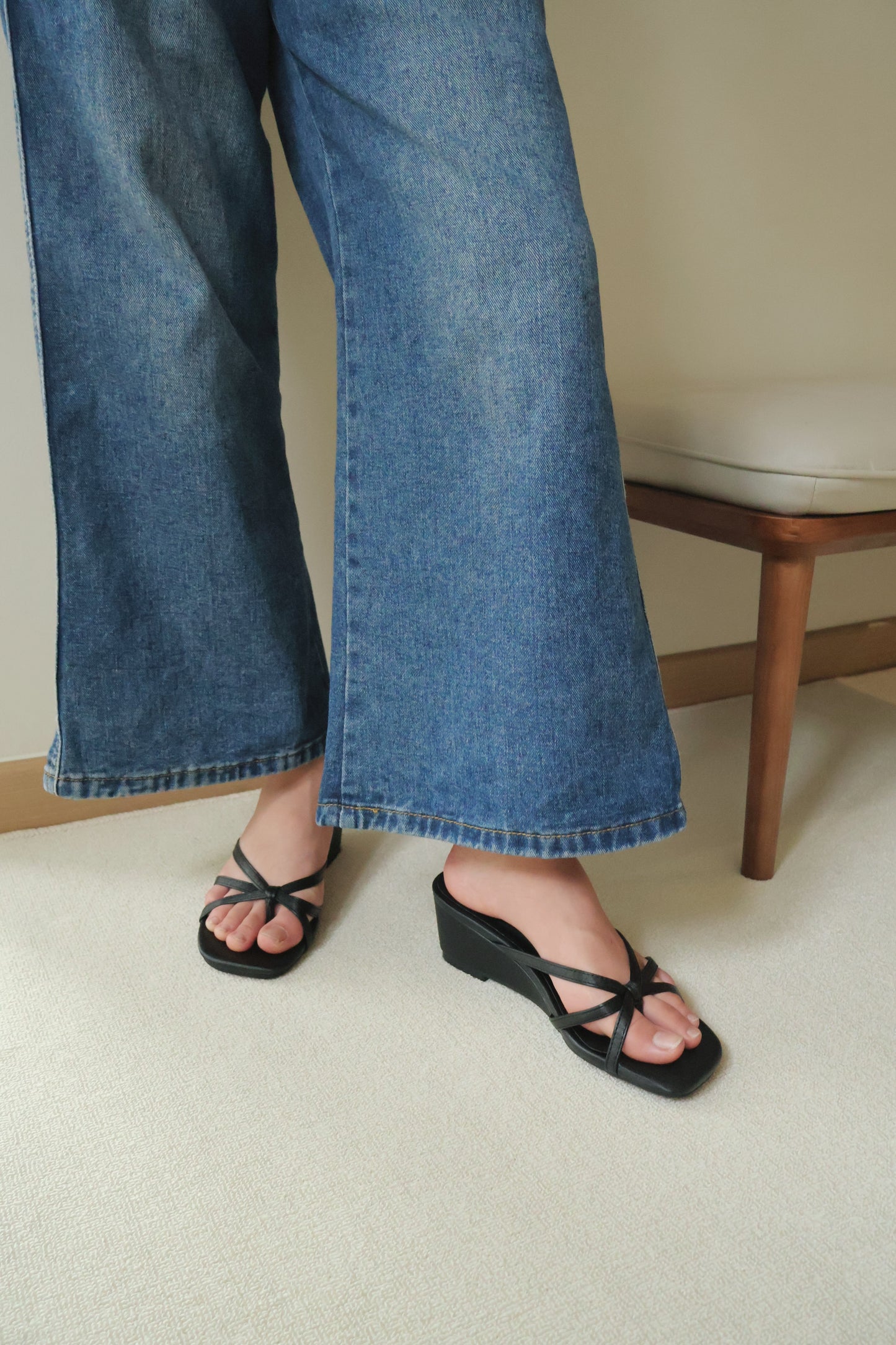 Orin Strappy Soft Wedges (Black / 35)