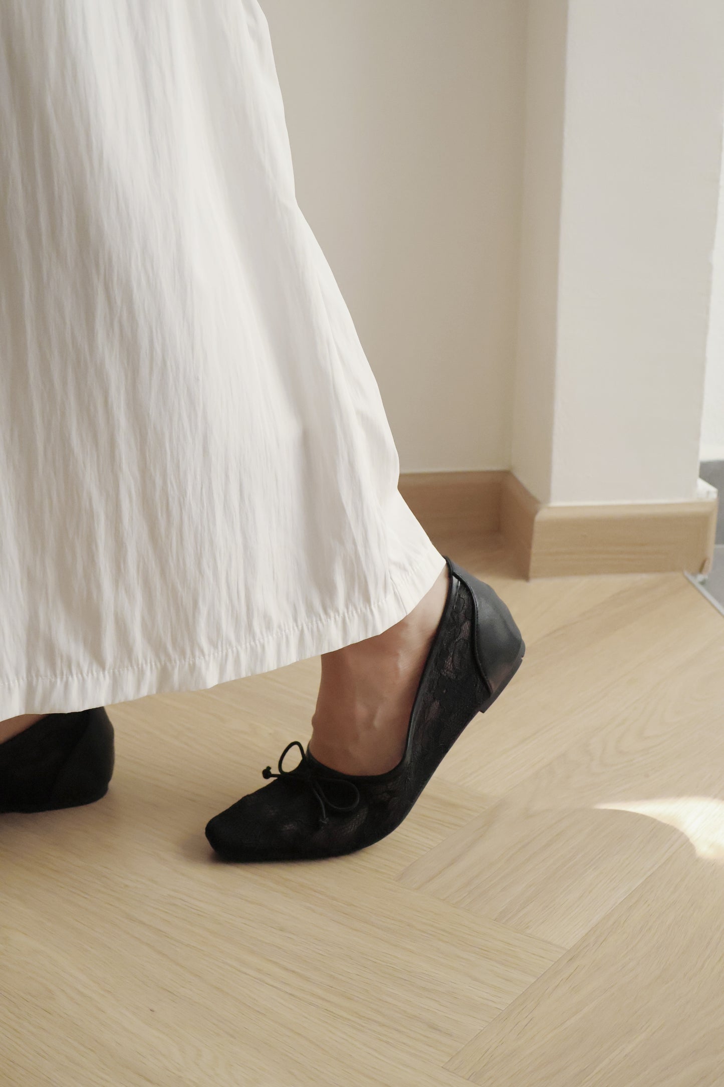 Kendra Lace Fairy Flats (Black / 37 41)