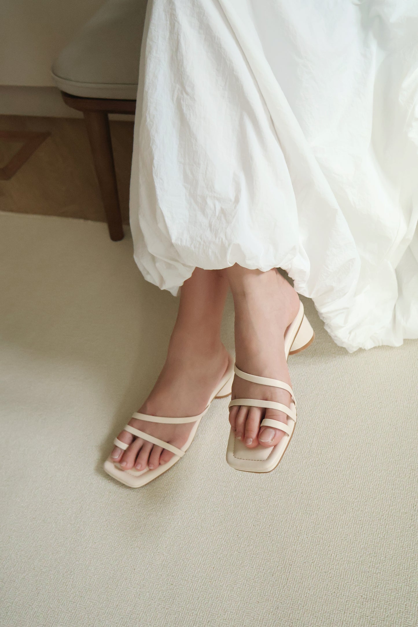 Helena Ring Toe Heels (Cream White)