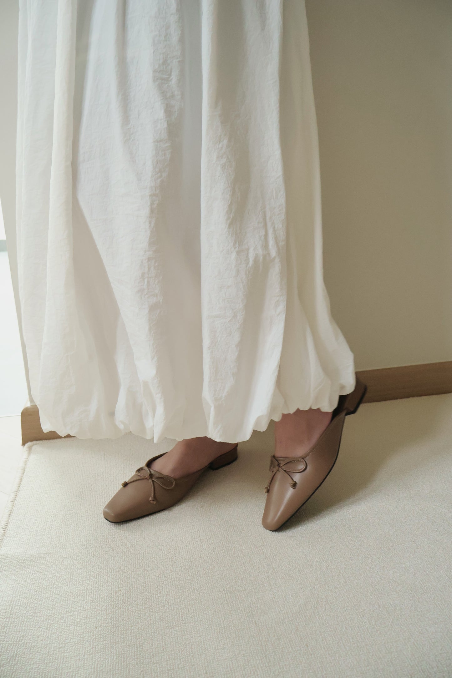 Marissa Bow Flat Mules (Mocha)