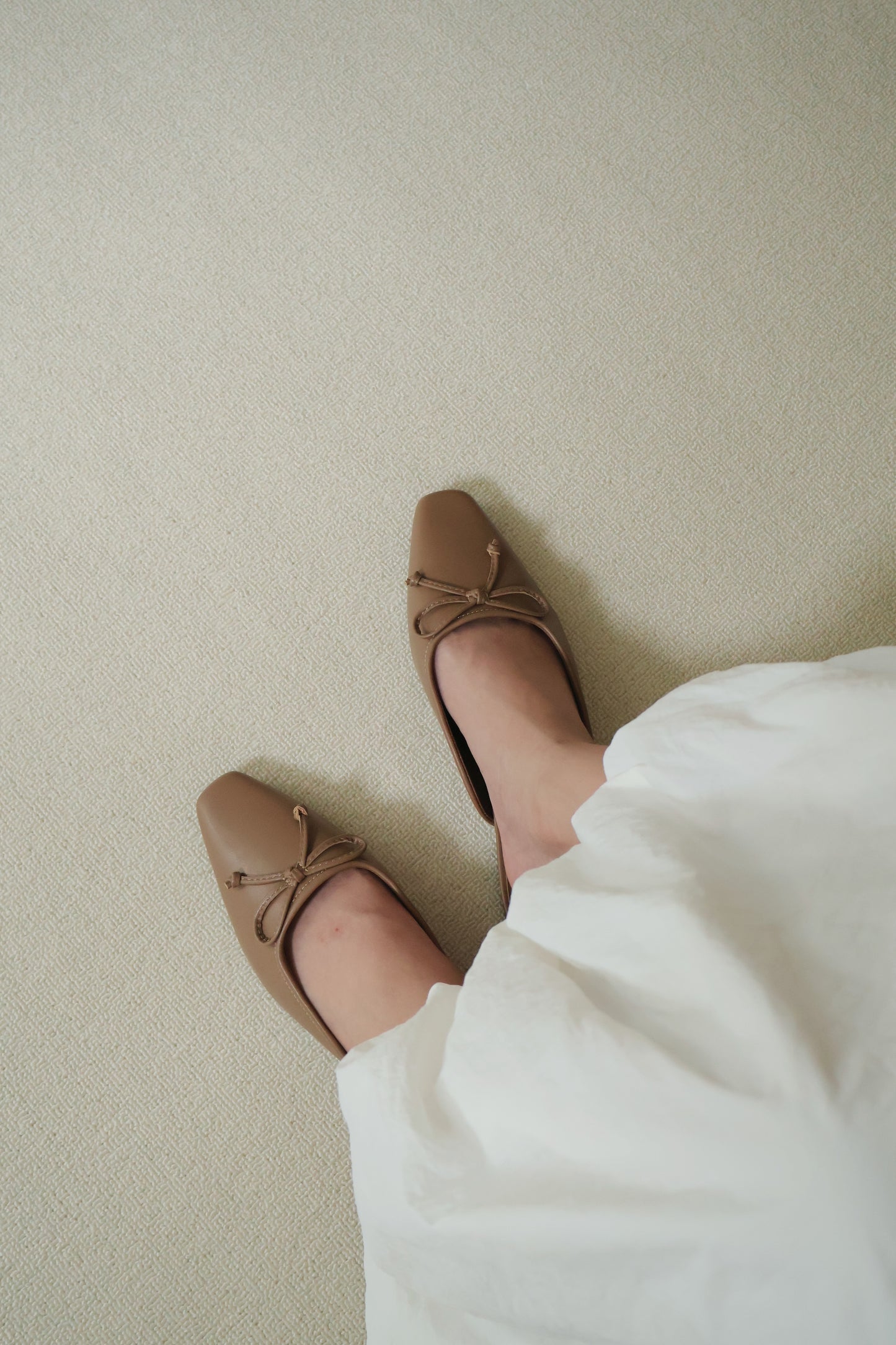 Marissa Bow Flat Mules (Mocha)