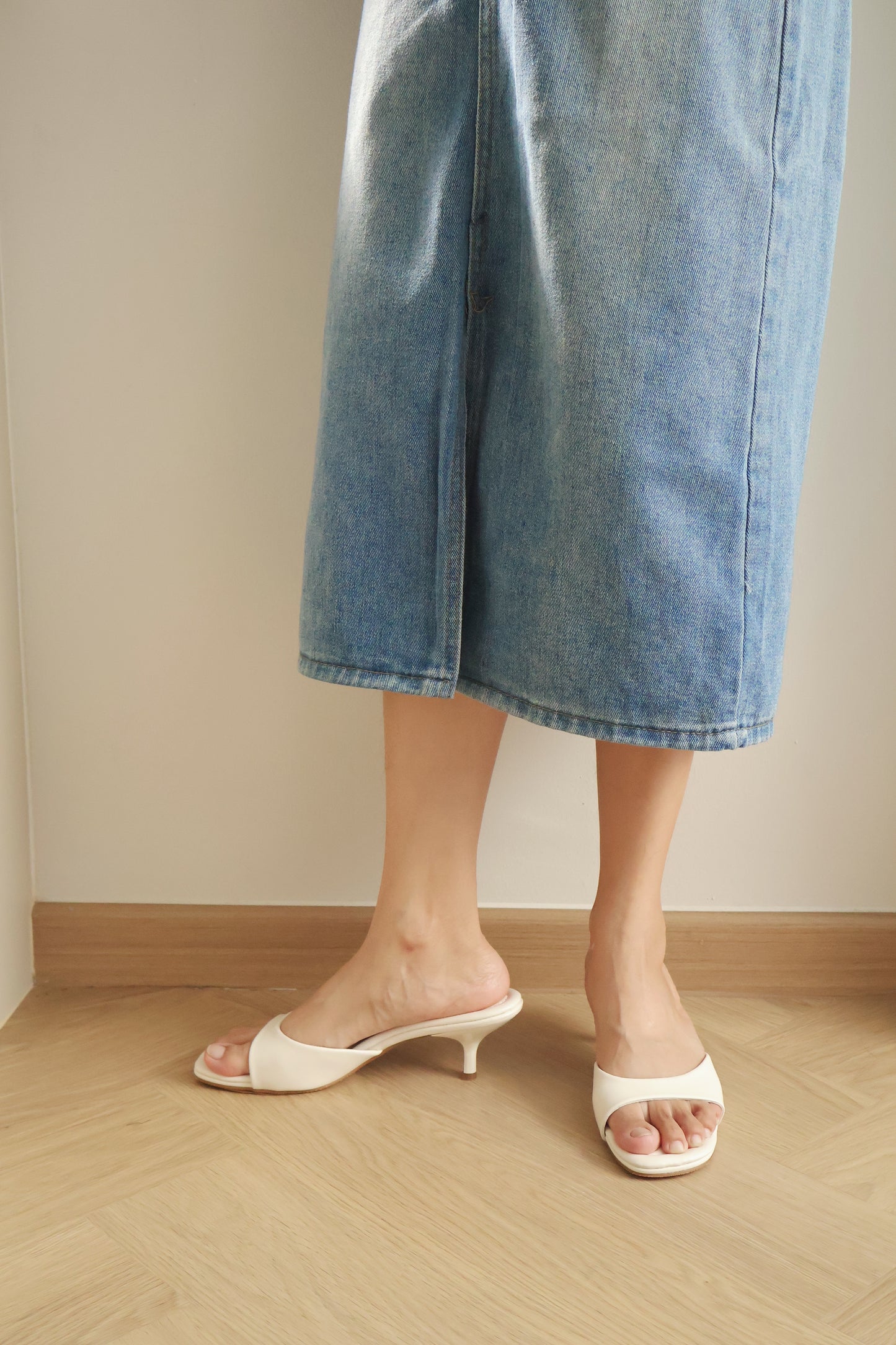Mirelle Kitten Heeled Mules (Cream White / 35 36 37)