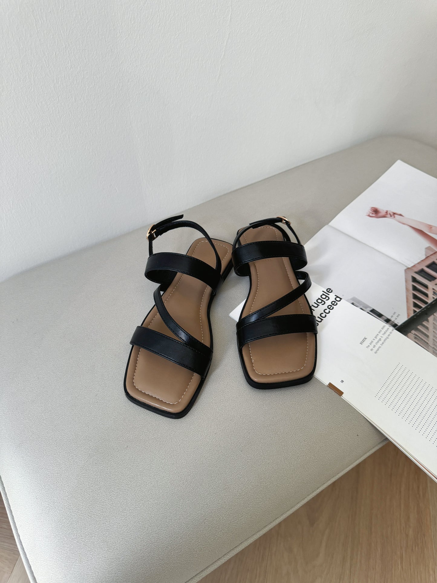 Laura Irregular Strap Sandals (Black)