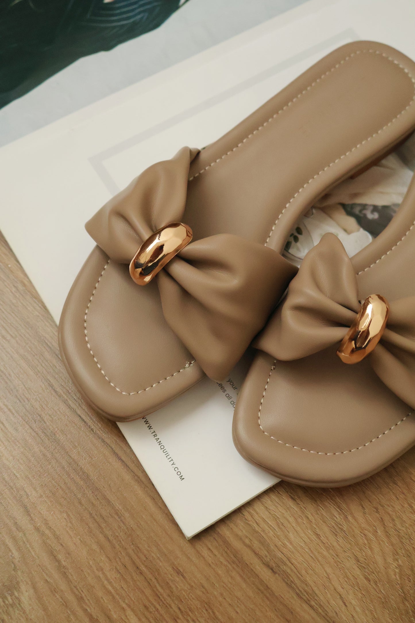 Vera Ribbon Slide Sandals (Taupe)
