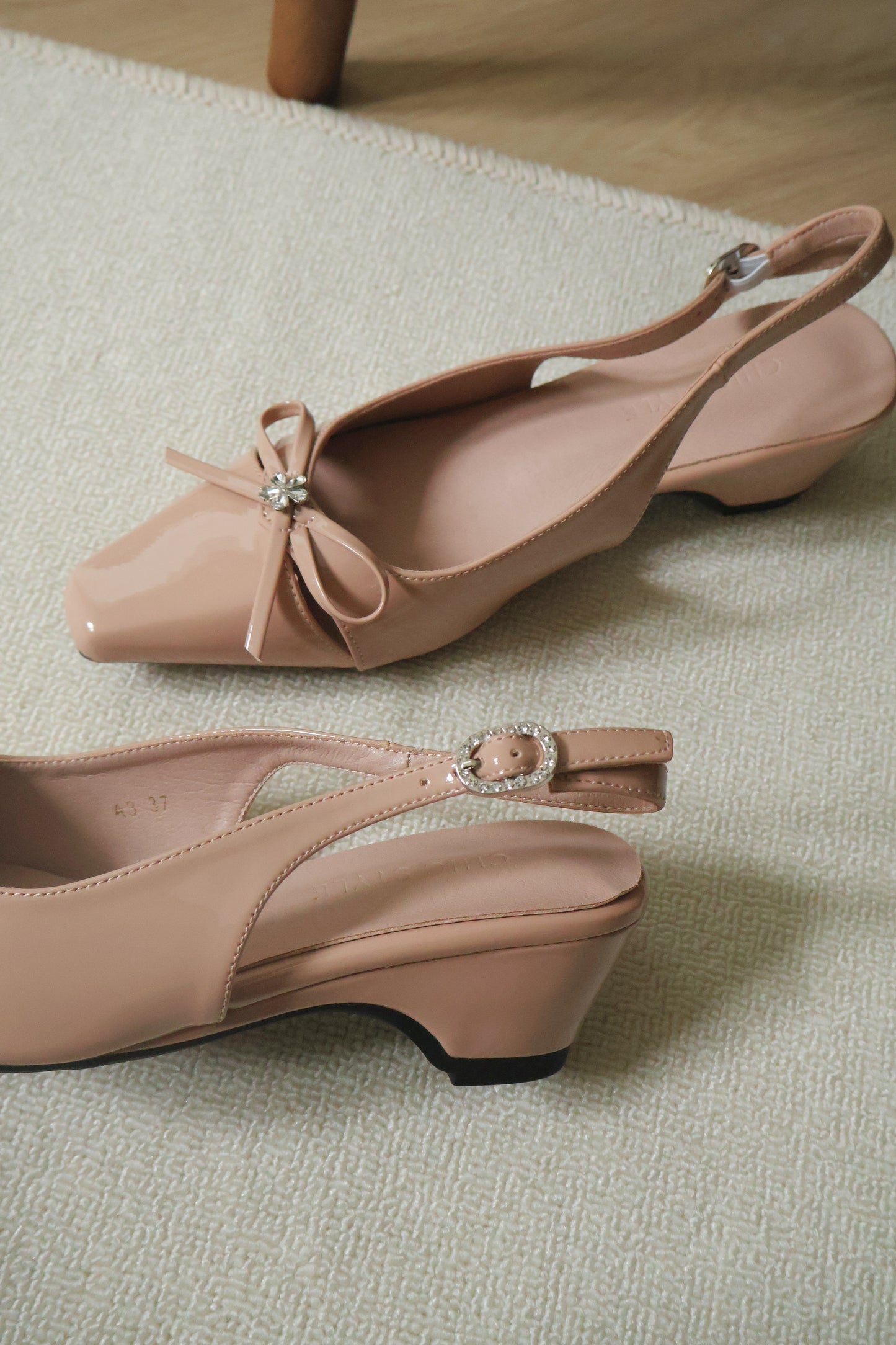 Laurel Bow Slingback Wedge Heels (Nude)