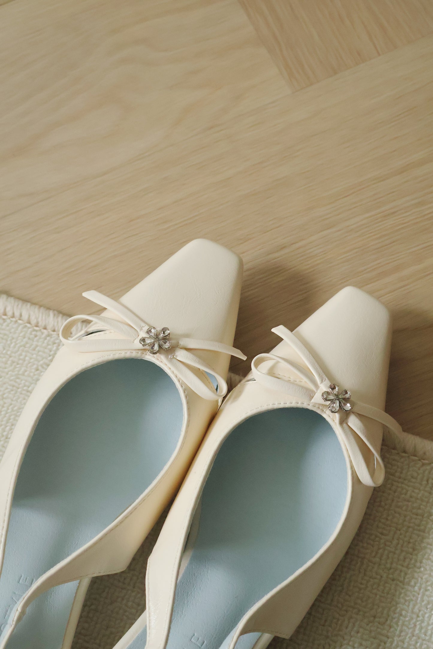 Laurel Bow Slingback Wedge Heels (Cream White / 36 37 38 39)